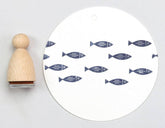 Stempel Sardine Perlenfischer